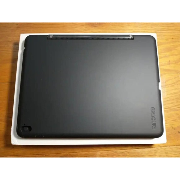 Incase Bluetooth Folding Keyboard Case -iPad Mini 4 - Picture 4 of 5